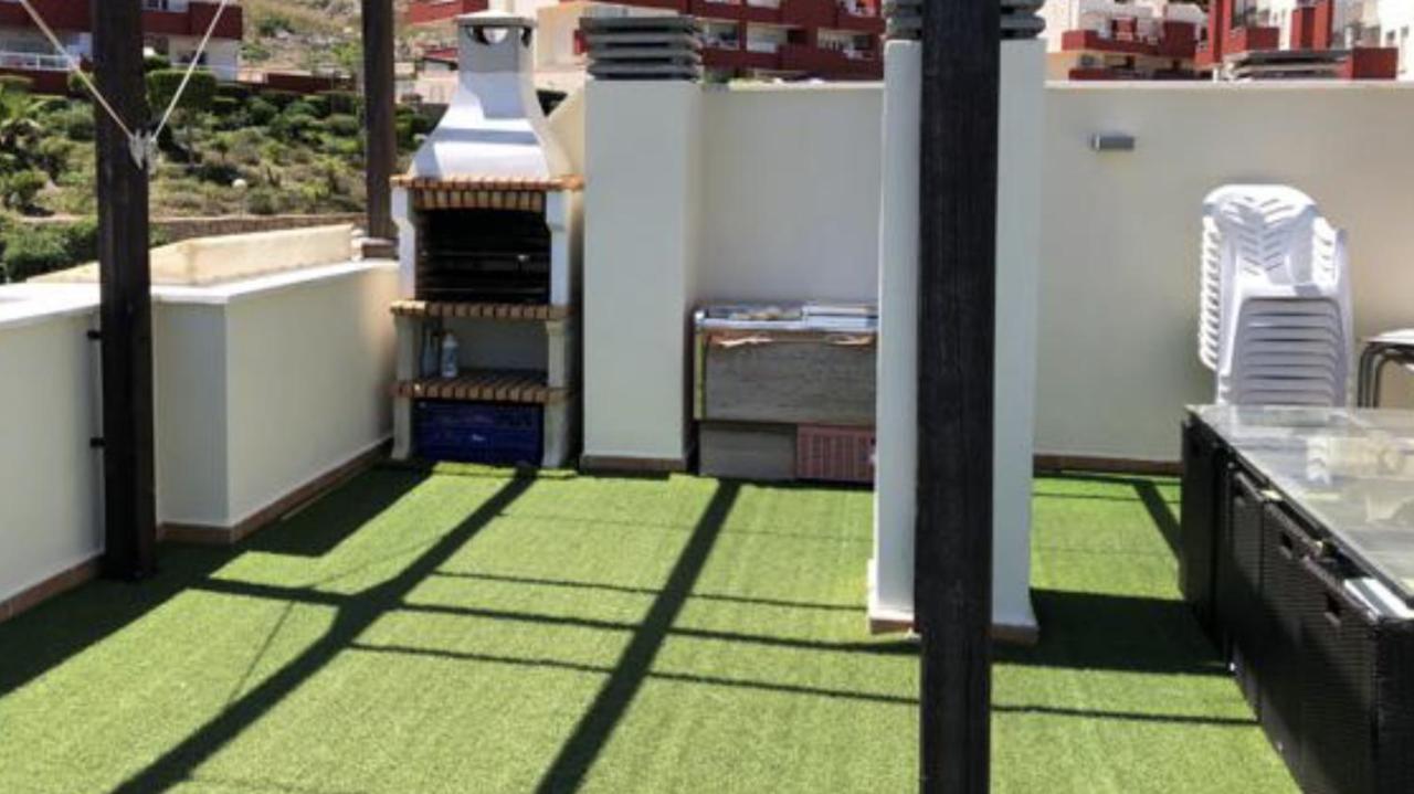 Ático duplex en Benalmádena vistas al mar y montaña dos habitaciones Esterno foto