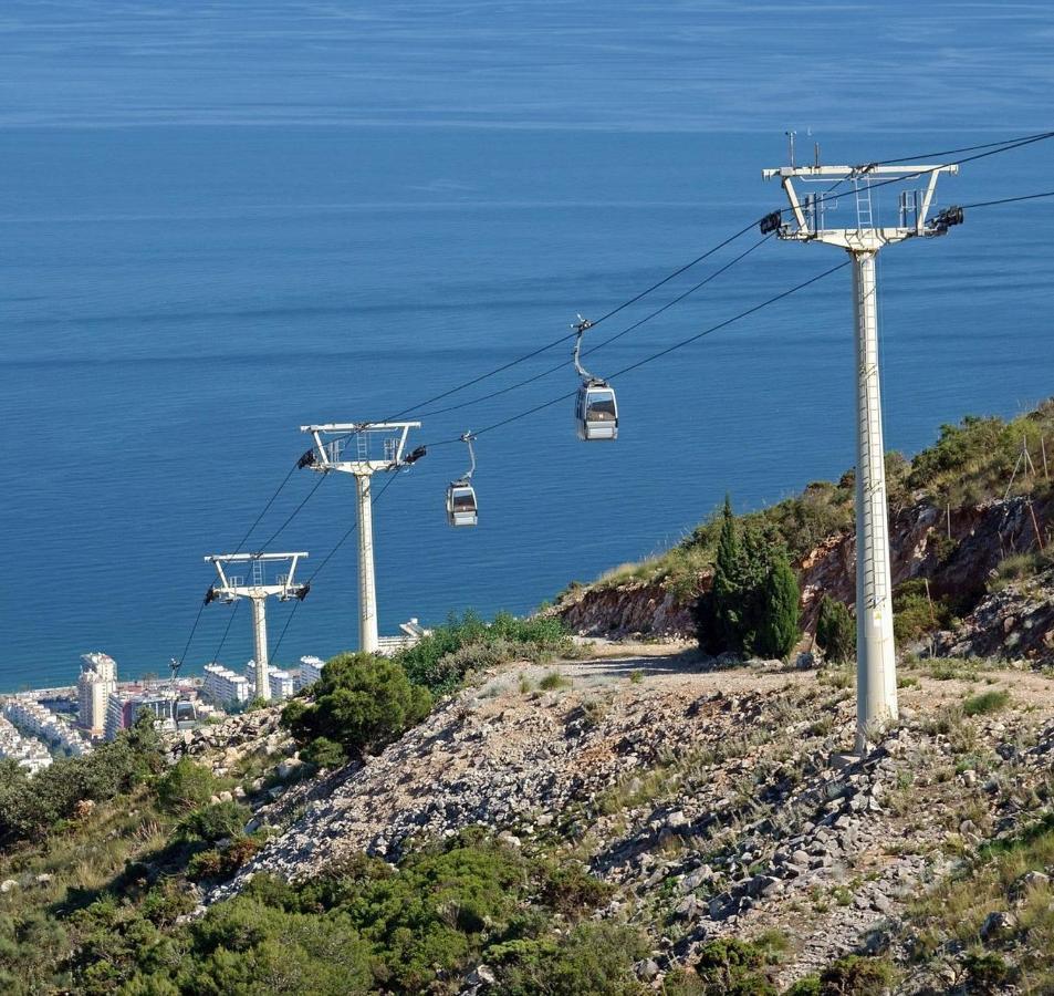 Ático duplex en Benalmádena vistas al mar y montaña dos habitaciones Esterno foto
