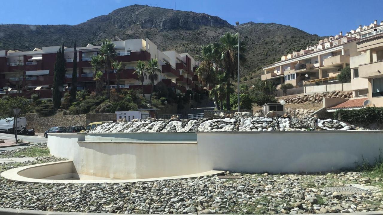 Ático duplex en Benalmádena vistas al mar y montaña dos habitaciones Esterno foto