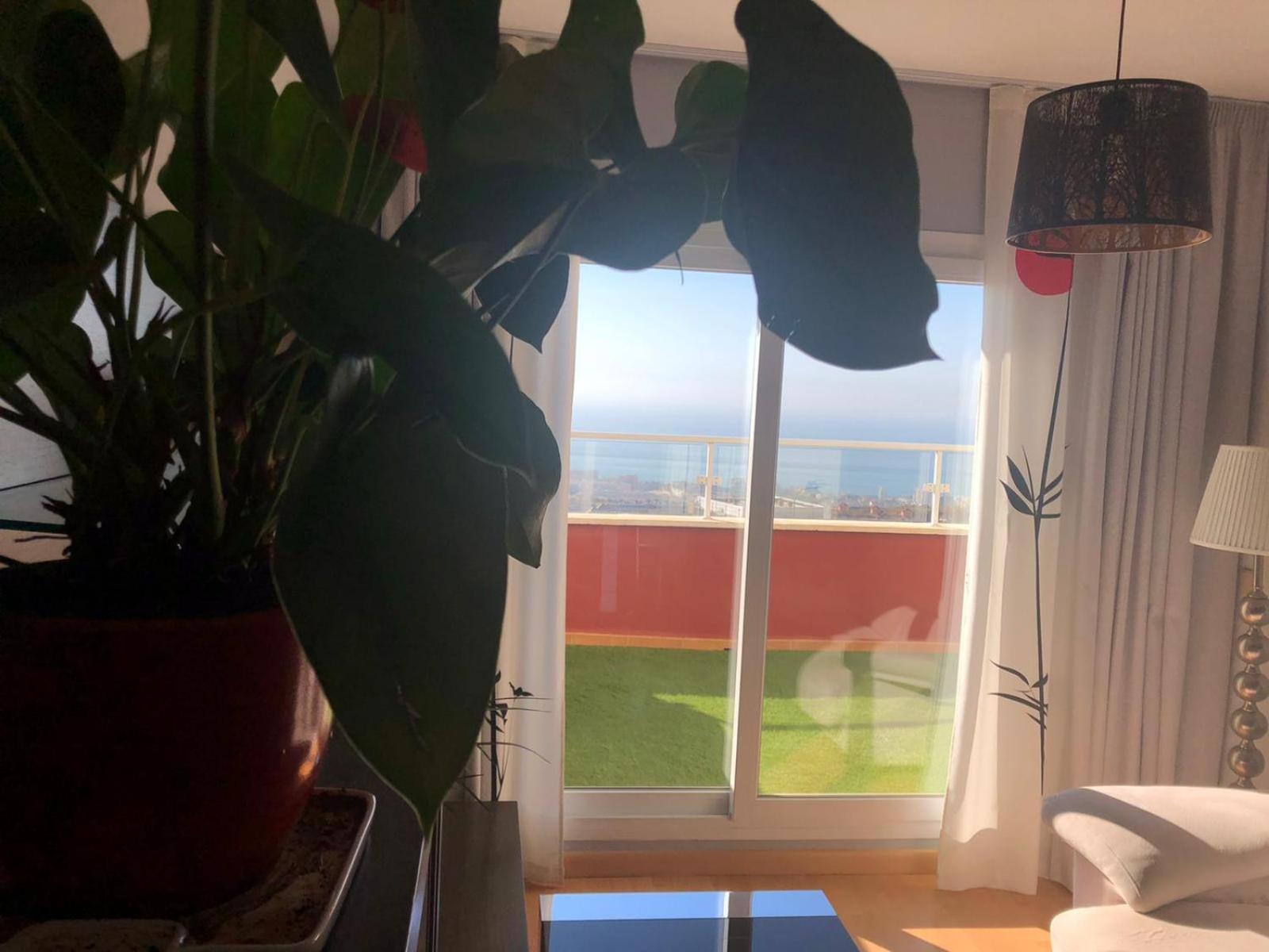 Ático duplex en Benalmádena vistas al mar y montaña dos habitaciones Esterno foto